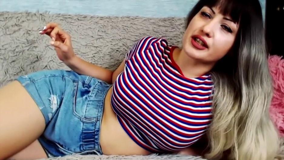 JuliaCrown - Virginity Humiliation -Handpicked Jerk-Off Instruction